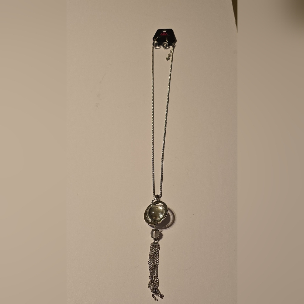 New With Tags Silver Earrings & Necklace Set